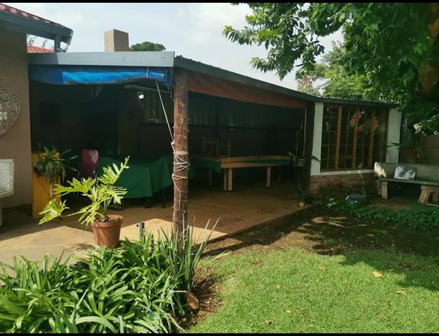 4 BEDROOM HOUSE FOR SALE IN GROENEWEIDE